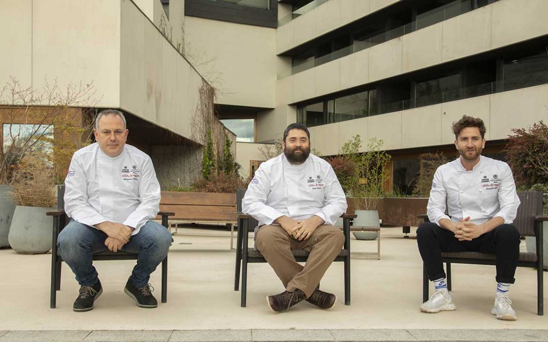 Los Restaurantes Ábaco, Bidea 2 y La Biblioteca ya son oficialmente miembros de la Asociación de Restaurantes del Reyno